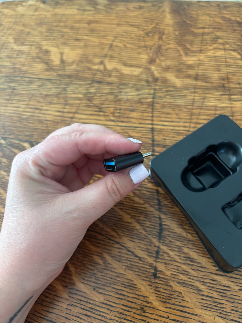 USB-C Adapter for Electronics - Picture 2 of 4
